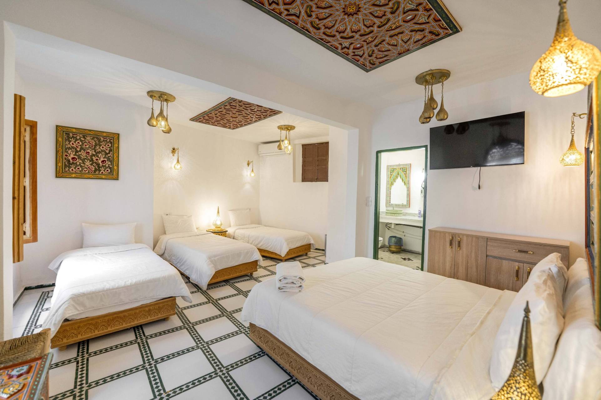 Riad Old City Palace Deluxe Family Room 2